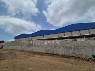 Foto 4 de Vía Daule se alquila bodegas 11000 m2 ideal para farmaceuticas