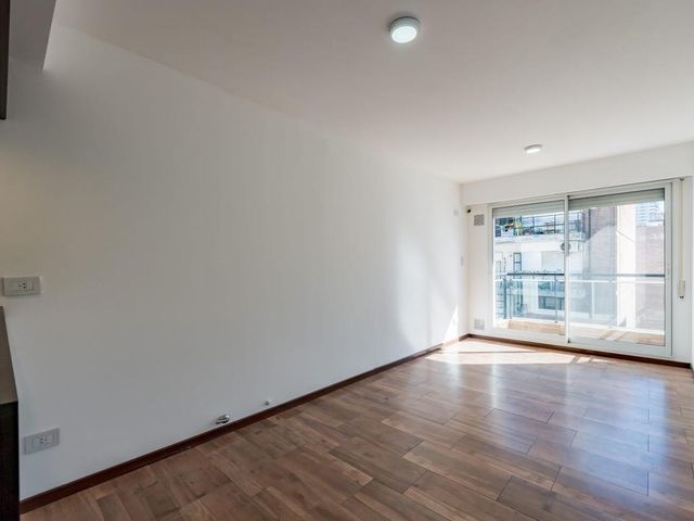 VENTA - Departamento a entrenar, 1 dormitorio más comodín - Martin, Rosario.