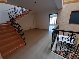 Se vende casa de dos pisos más terraza Barrio Las Flores Palmira Valle