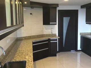 Foto 6 de Departamento de Venta/ Renta en conjunto Miravalle, Cumbayá