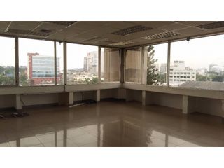 Foto 7 de En Arriendo Oficinas en Edificio Mecanos 571  m2