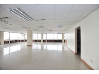 Foto 9 de En Arriendo Oficinas en Edificio Mecanos 571  m2