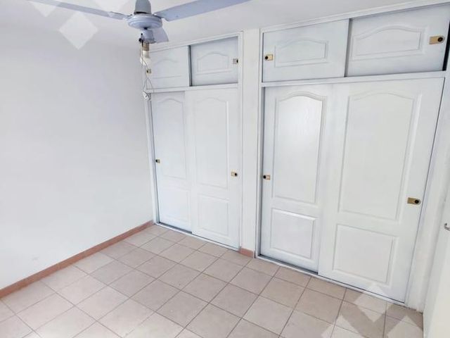 VENTA:  DUPLEX 3 DORM - C/BALCON Y COCHERA SEMI CUBIERTA