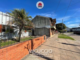 Casa en venta, Hipólito Yrigoyen 188, a metros de Av. 25 de mayo, Escobar centro