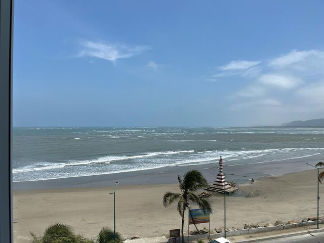 Departamento en venta en Bahía, vista al mar