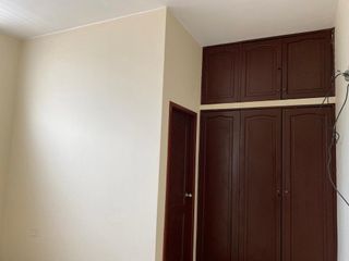 Foto 15 de VENTA DE AMPLIA CASA EN CDLA MOREJON ALMEIDA
