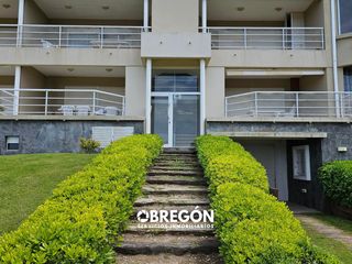 Foto 1 de Departamento en  Alquiler Temporada 2024 Frente al Mar