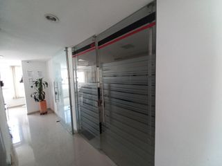 Foto 7 de oficina en venta en torre empresarial piso 4. Cod V13271