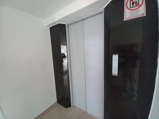 Foto 5 de oficina en venta en torre empresarial piso 4. Cod V13271