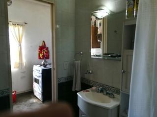 Casa en venta - 1 dormitorio 1 baño - 32mts2 - Las Toninas