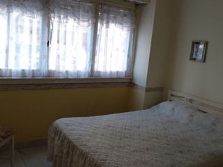 Foto 10 de Departamento de 3 Ambientes a La Calle con Patio en Miramar