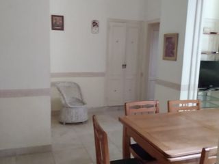 Foto 4 de Departamento de 3 Ambientes a La Calle con Patio en Miramar