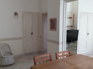 Foto 5 de Departamento de 3 Ambientes a La Calle con Patio en Miramar