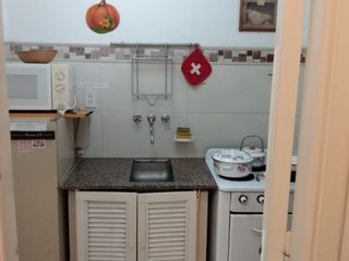 Foto 16 de Departamento de 3 Ambientes a La Calle con Patio en Miramar