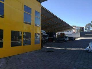Foto 4 de ARRIENDO TALLER MECANICA PESADA NORTE DE QUITO