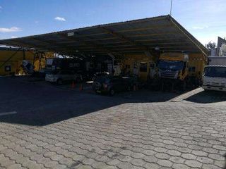 Foto 1 de ARRIENDO TALLER MECANICA PESADA NORTE DE QUITO