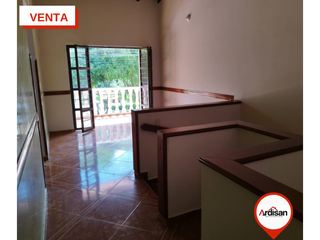 Foto 1 de CASA UNIFAMILIAR DE DOS PISOS – 120MTS2.
