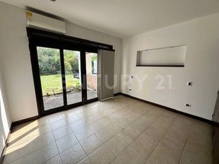 Foto 6 de ESPECTACULAR CASA EN ALQUILER