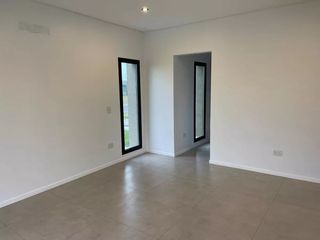 Casa en Venta en San Sebastian - AREA 8, San Sebastian, Escobar, G.B.A. Zona Norte, Argentina
