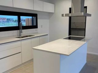 Casa en Venta en San Sebastian - AREA 8, San Sebastian, Escobar, G.B.A. Zona Norte, Argentina