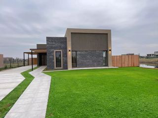 Casa en Venta en San Sebastian - AREA 8, San Sebastian, Escobar, G.B.A. Zona Norte, Argentina