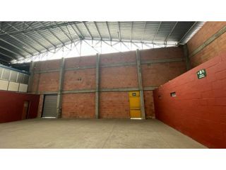 Foto 7 de BODEGA EN ARRIENDO MADRID 1500 M²