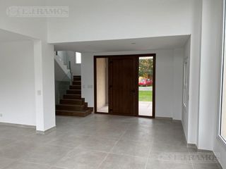 Foto 3 de Casa - Escobar -  San Matias -  A4  - PG - ALQUILER