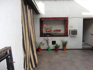 Casas en venta - 4 Dormitorios 2 Baños 2 Cocheras - 250Mts2 - Parque Avellaneda