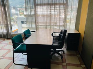 Iñaquito, Oficina en Renta, 52m2, 2 Ambientes.