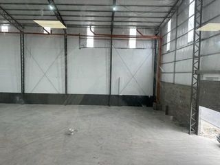 Foto 15 de DEPOSITO EN LA BOCA. PLANTA LIBRE MAS OFICINAS. GRAN ACCESO EXCELENTE UBICACION