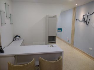 Foto 9 de consultorio en venta en caobos. Cod V12174