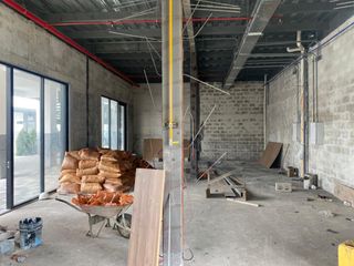 Foto 15 de Locales Comerciales en Alquiler Vía Salitre