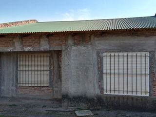 Foto 2 de VENTA DE CASA EN Lobos