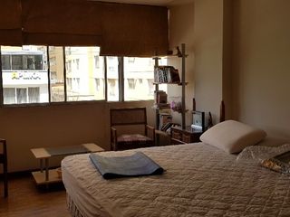 Departamento Sector La Carolina $ 250000. 300 metros