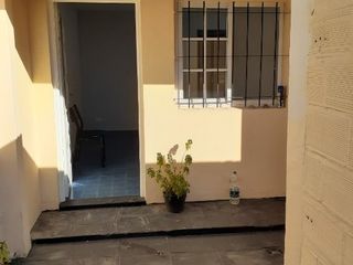 Departamento Tipo Casa en venta en Quilmes Sur