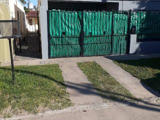 Departamento Tipo Casa en venta en Quilmes Sur