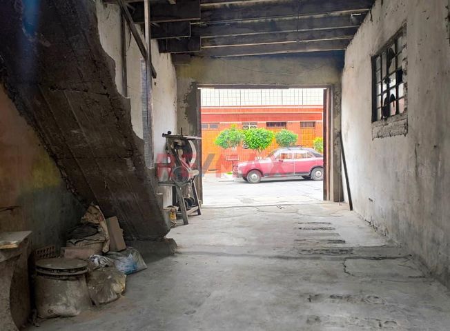 Terreno en Venta en San Martín de Porres - Więcej