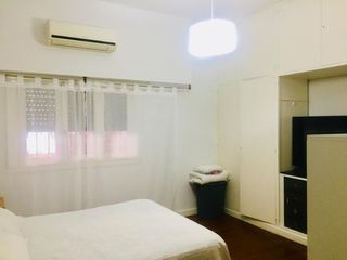 Foto 1 de Casa PH en venta en Lomas del Mirador