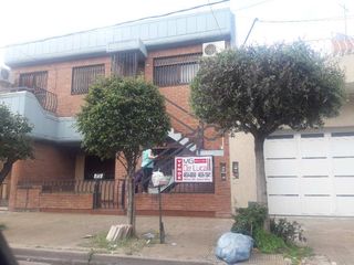 Foto 17 de Casa PH en venta en Lomas del Mirador