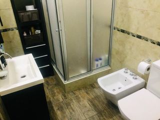 Foto 2 de Casa PH en venta en Lomas del Mirador