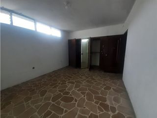 ALQUILO CASA EN URDESA IDEAL PARA OFICINA