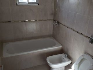 Foto 13 de Semipiso en venta en Banfield Este