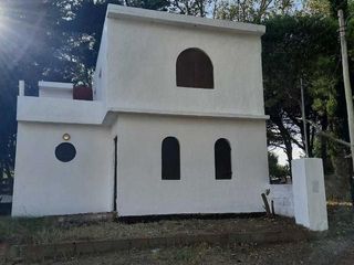 Casa en venta - 2 Dormitorios 1 Baño - 85 mts2 - Mar Del Tuyu