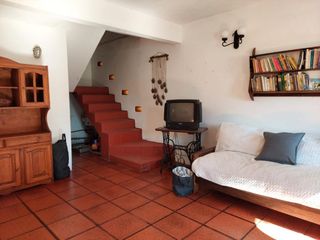 Casa en venta - 2 Dormitorios 1 Baño - 85 mts2 - Mar Del Tuyu