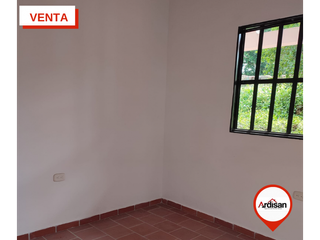 Foto 12 de #VENTA PARCELA PLANA DE 1 HÉCTAREA CON CASA AMPLIA