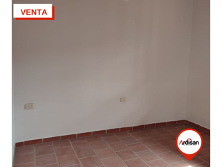 Foto 11 de #VENTA PARCELA PLANA DE 1 HÉCTAREA CON CASA AMPLIA