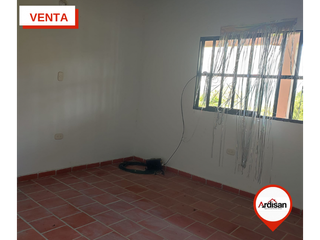 Foto 13 de #VENTA PARCELA PLANA DE 1 HÉCTAREA CON CASA AMPLIA