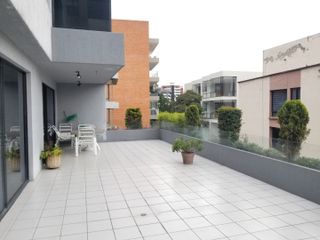 Excelente Penthouse duplex en venta centro norte Quito Tenis