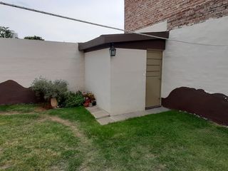 Foto 5 de En Venta Casa en Barrio Panamericano