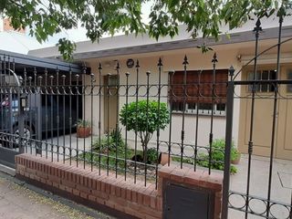 Foto 1 de En Venta Casa en Barrio Panamericano